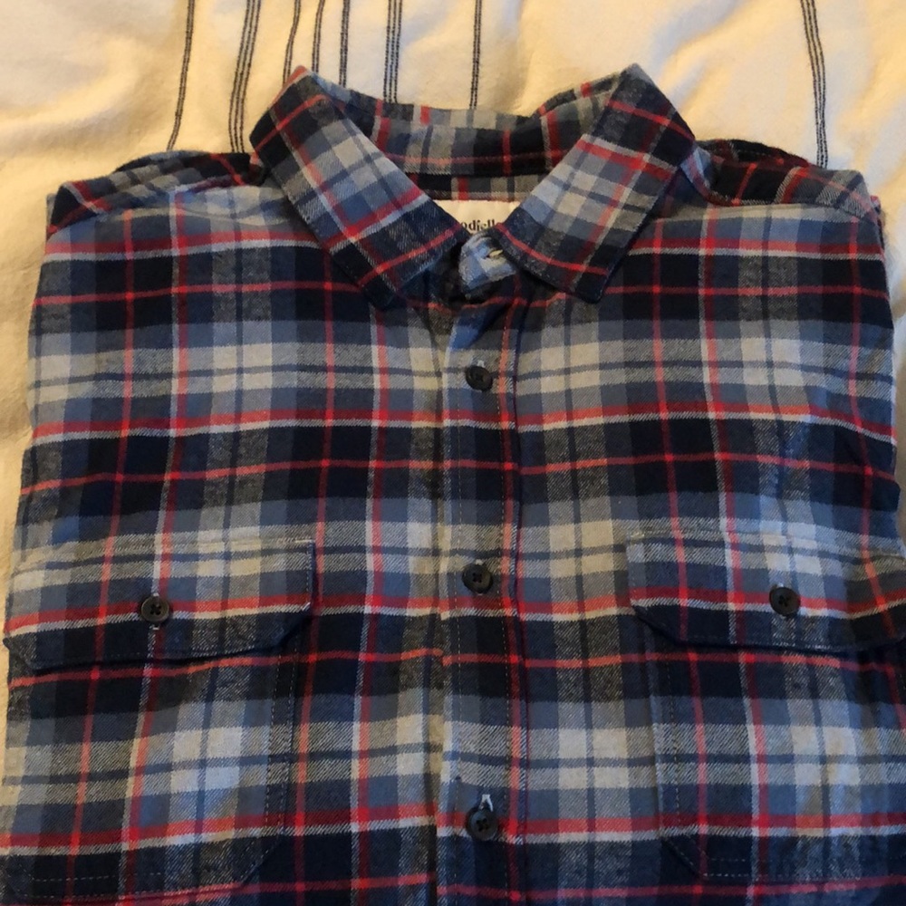 Men’s Large Goodfellow Plaid Button Up - Picture 5 of 6
